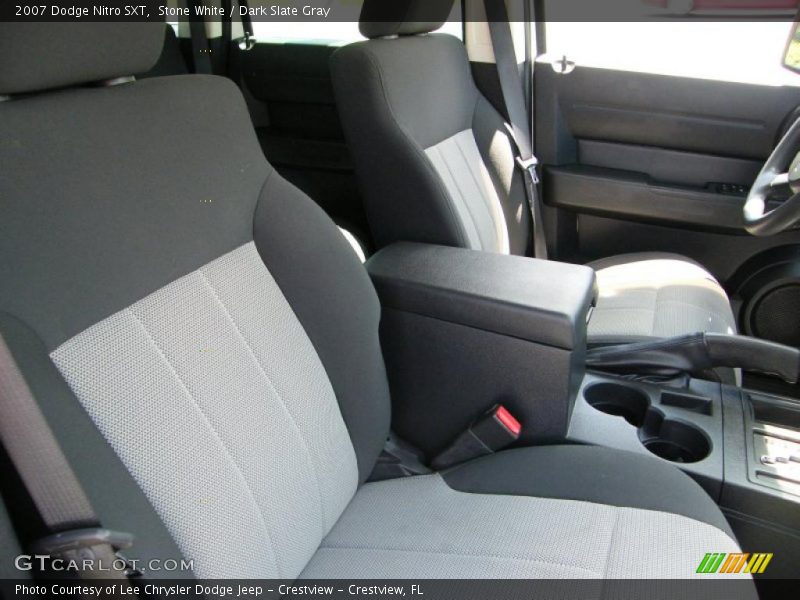 Stone White / Dark Slate Gray 2007 Dodge Nitro SXT