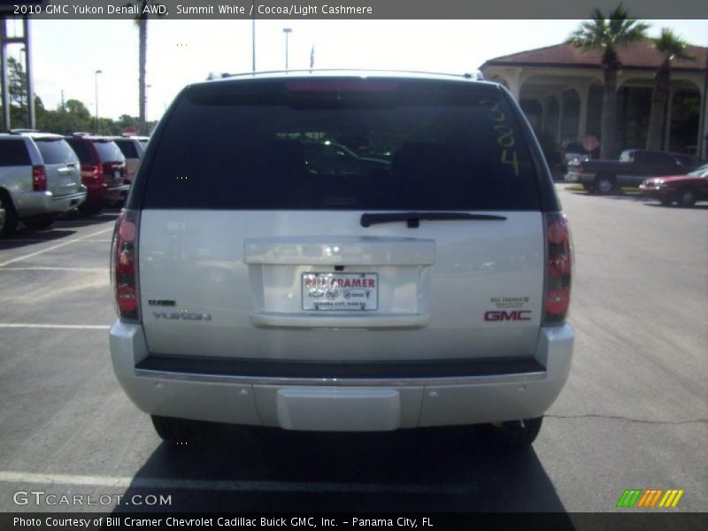 Summit White / Cocoa/Light Cashmere 2010 GMC Yukon Denali AWD