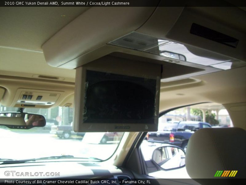 Summit White / Cocoa/Light Cashmere 2010 GMC Yukon Denali AWD