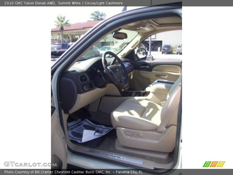 Summit White / Cocoa/Light Cashmere 2010 GMC Yukon Denali AWD