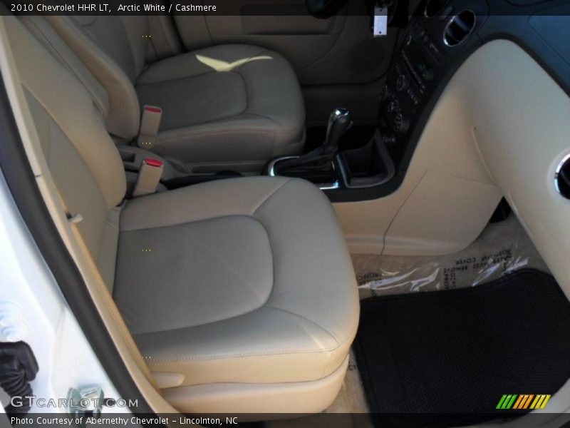 Arctic White / Cashmere 2010 Chevrolet HHR LT