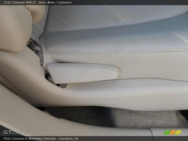 Arctic White / Cashmere 2010 Chevrolet HHR LT