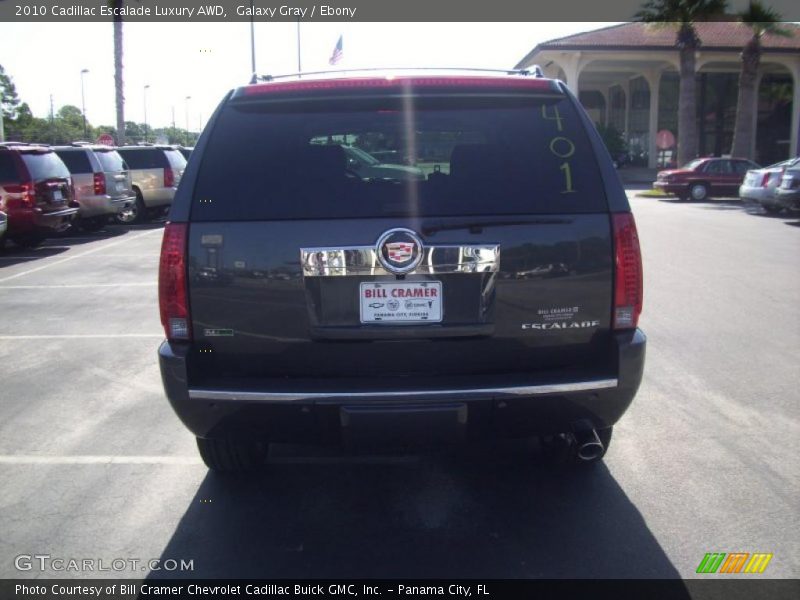 Galaxy Gray / Ebony 2010 Cadillac Escalade Luxury AWD