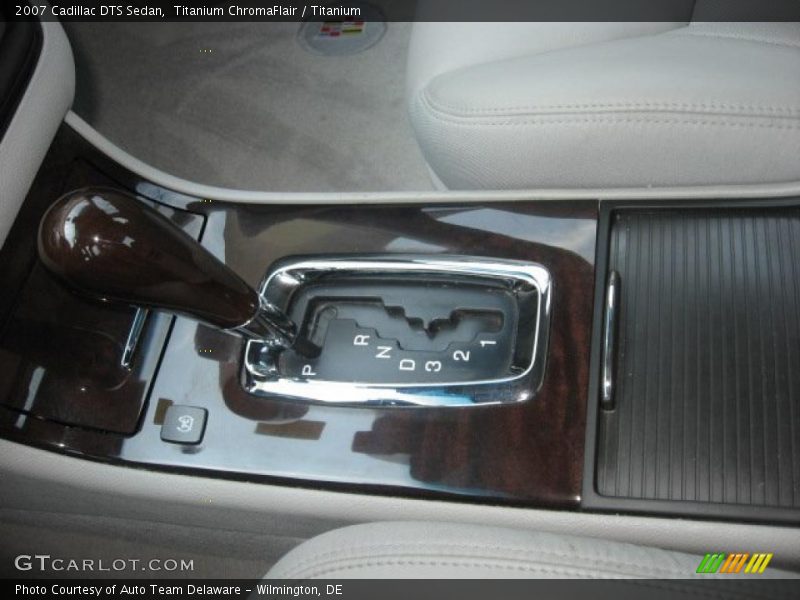 Titanium ChromaFlair / Titanium 2007 Cadillac DTS Sedan