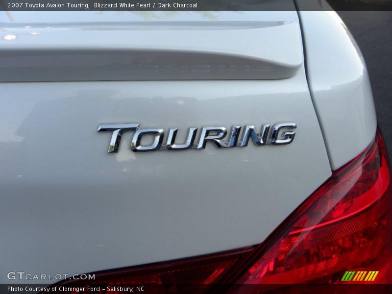 Blizzard White Pearl / Dark Charcoal 2007 Toyota Avalon Touring