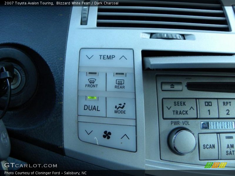 Blizzard White Pearl / Dark Charcoal 2007 Toyota Avalon Touring