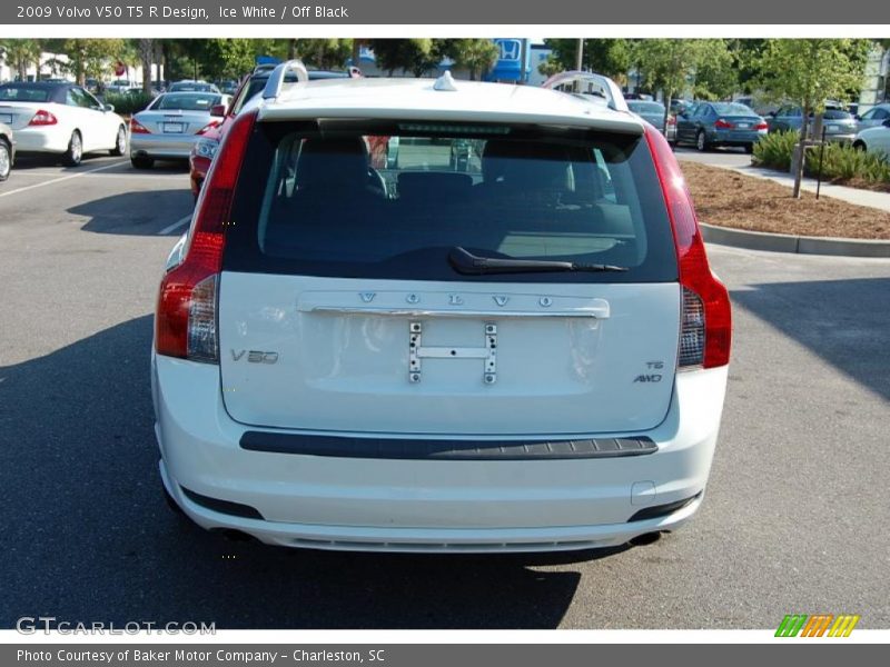 Ice White / Off Black 2009 Volvo V50 T5 R Design