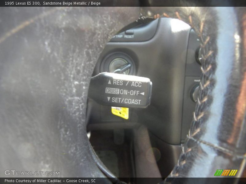 Sandstone Beige Metallic / Beige 1995 Lexus ES 300