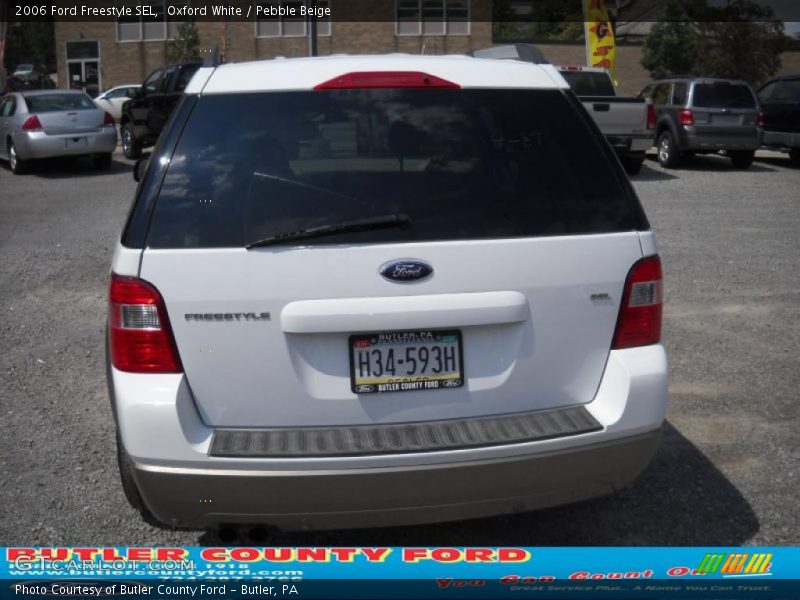 Oxford White / Pebble Beige 2006 Ford Freestyle SEL