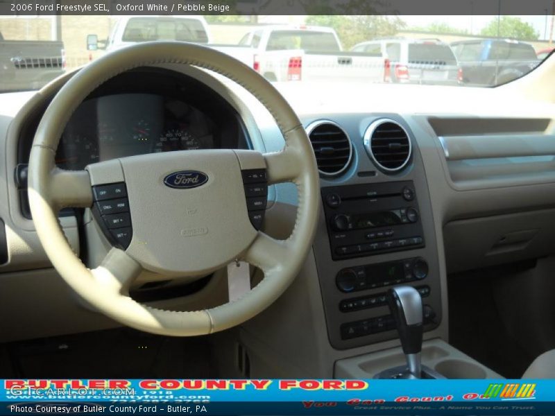 Oxford White / Pebble Beige 2006 Ford Freestyle SEL