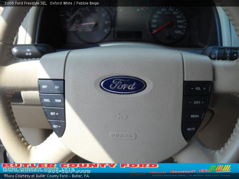 Oxford White / Pebble Beige 2006 Ford Freestyle SEL