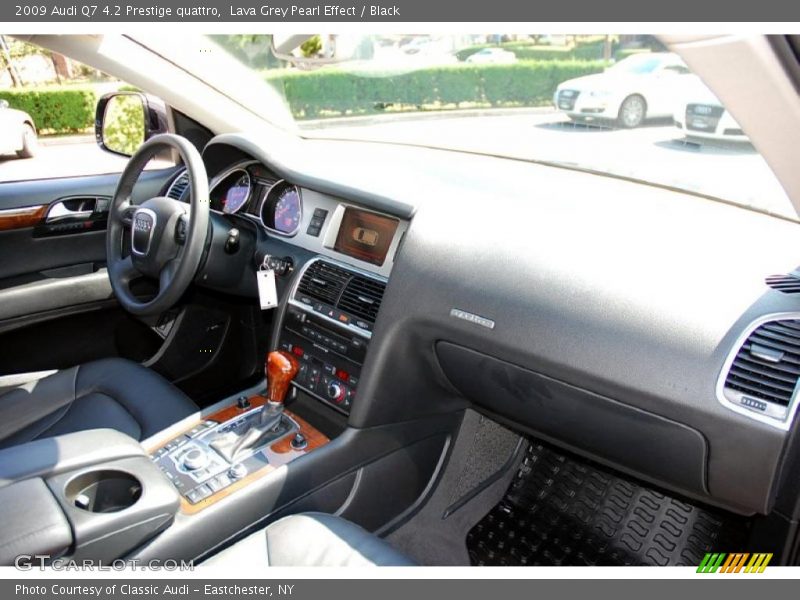 Lava Grey Pearl Effect / Black 2009 Audi Q7 4.2 Prestige quattro