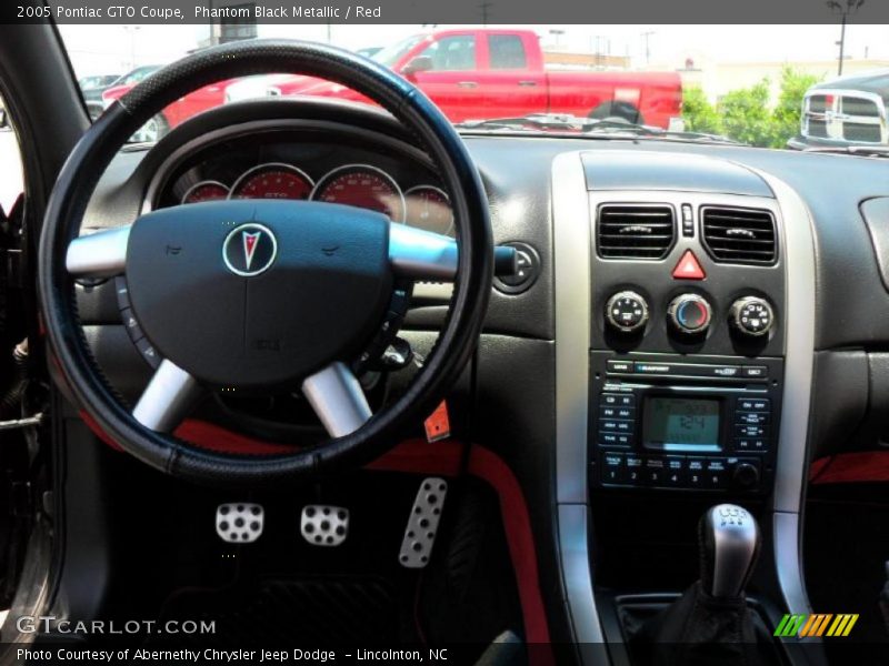 Phantom Black Metallic / Red 2005 Pontiac GTO Coupe