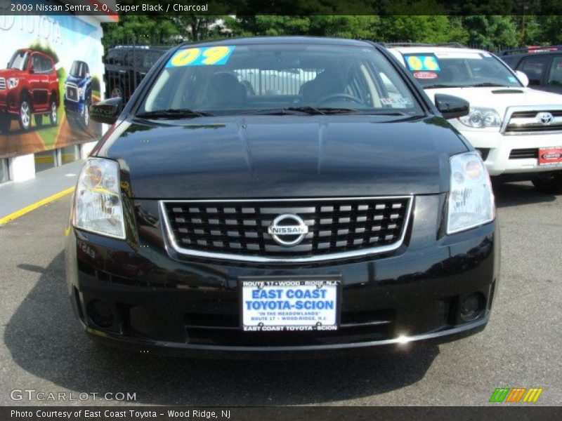 Super Black / Charcoal 2009 Nissan Sentra 2.0