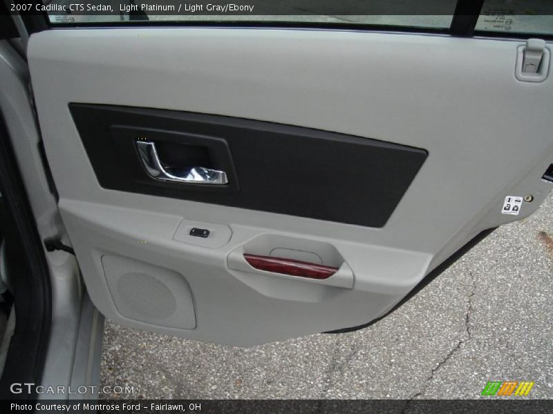 Light Platinum / Light Gray/Ebony 2007 Cadillac CTS Sedan
