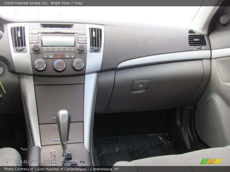 Bright Silver / Gray 2009 Hyundai Sonata GLS
