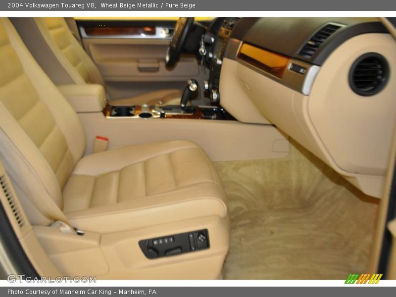 Wheat Beige Metallic / Pure Beige 2004 Volkswagen Touareg V8