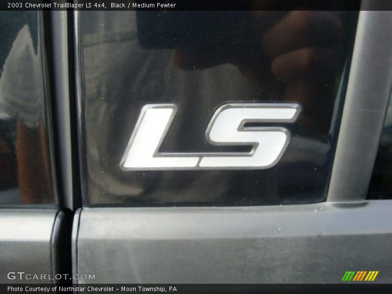 Black / Medium Pewter 2003 Chevrolet TrailBlazer LS 4x4