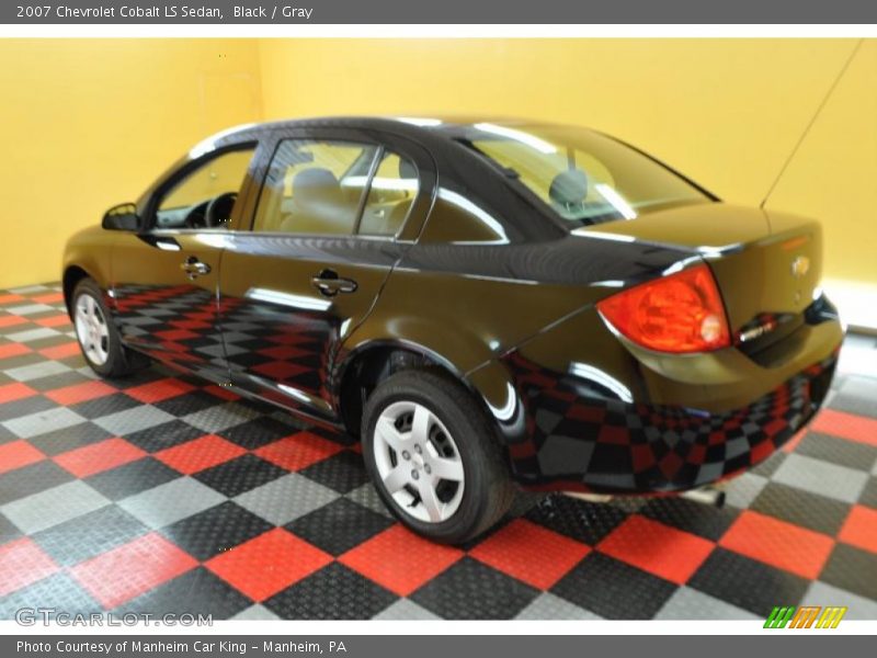 Black / Gray 2007 Chevrolet Cobalt LS Sedan