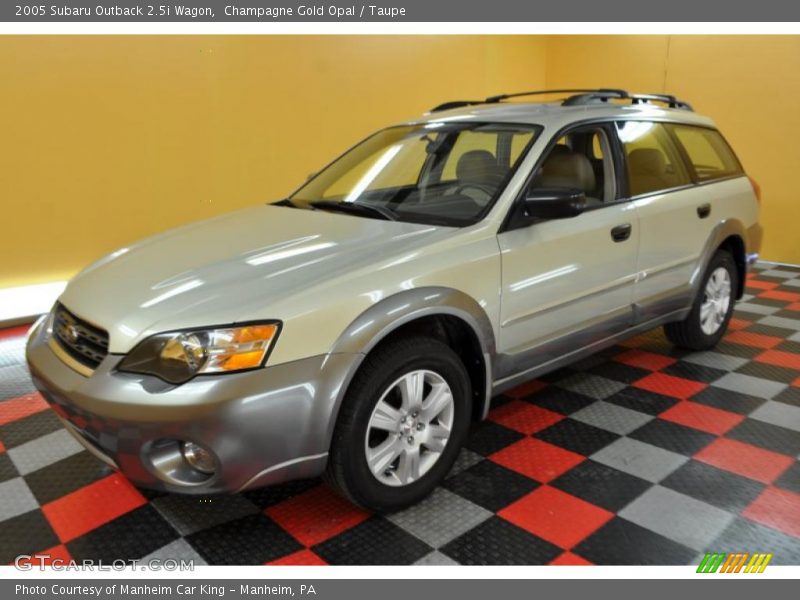 Champagne Gold Opal / Taupe 2005 Subaru Outback 2.5i Wagon