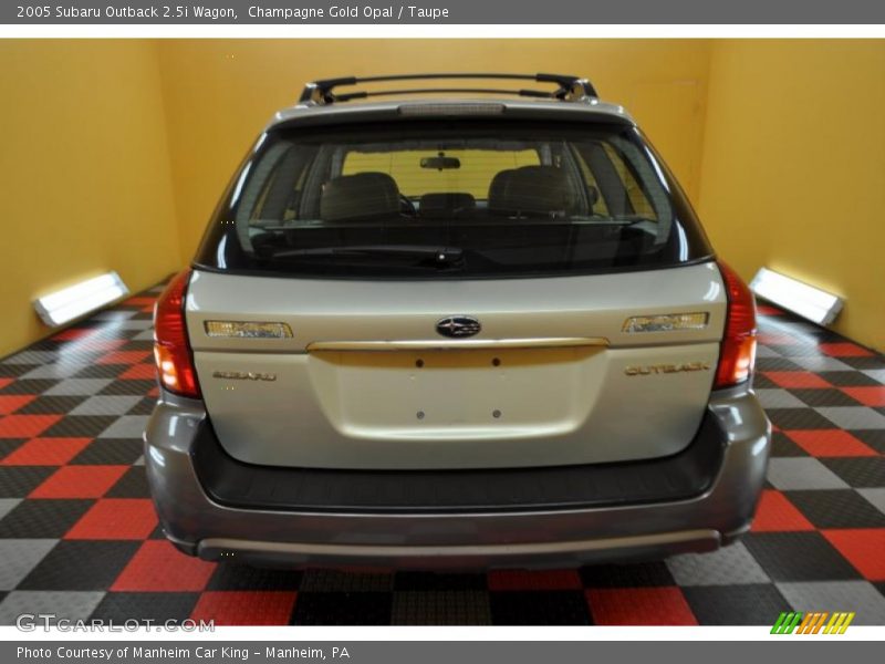 Champagne Gold Opal / Taupe 2005 Subaru Outback 2.5i Wagon