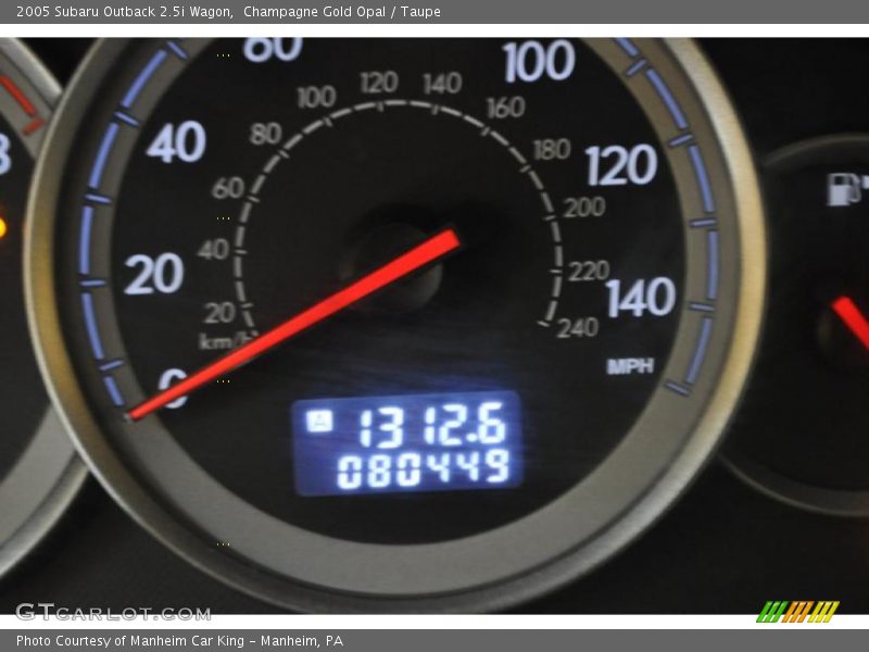 Champagne Gold Opal / Taupe 2005 Subaru Outback 2.5i Wagon