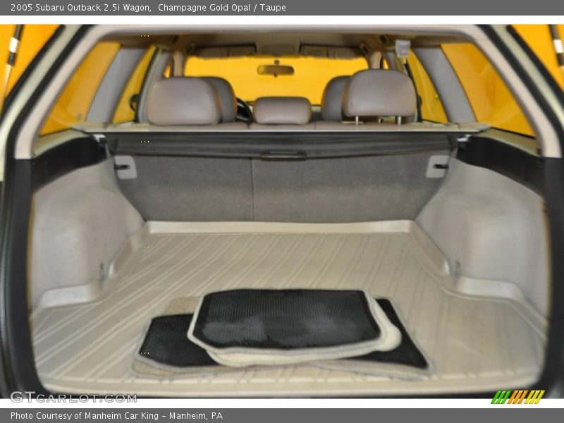 Champagne Gold Opal / Taupe 2005 Subaru Outback 2.5i Wagon
