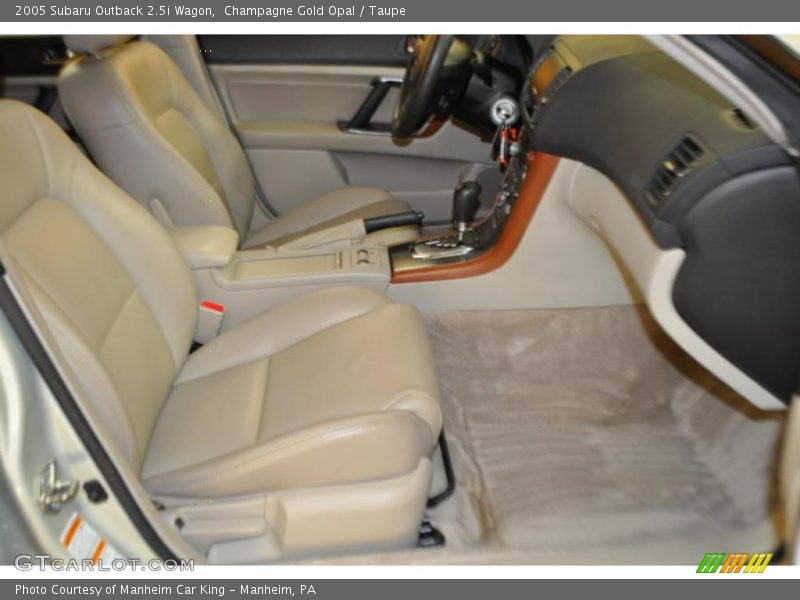 Champagne Gold Opal / Taupe 2005 Subaru Outback 2.5i Wagon