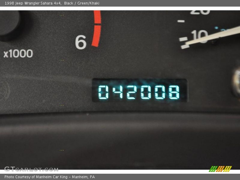 Black / Green/Khaki 1998 Jeep Wrangler Sahara 4x4