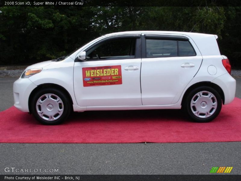 Super White / Charcoal Gray 2008 Scion xD