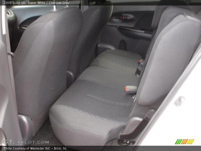 Super White / Charcoal Gray 2008 Scion xD