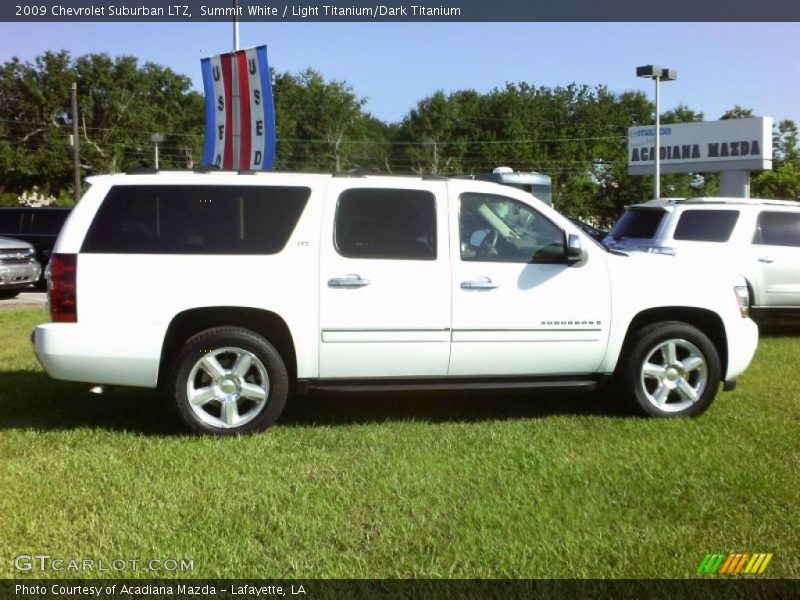 Summit White / Light Titanium/Dark Titanium 2009 Chevrolet Suburban LTZ