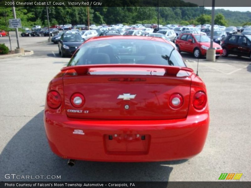 Victory Red / Gray 2006 Chevrolet Cobalt LT Coupe