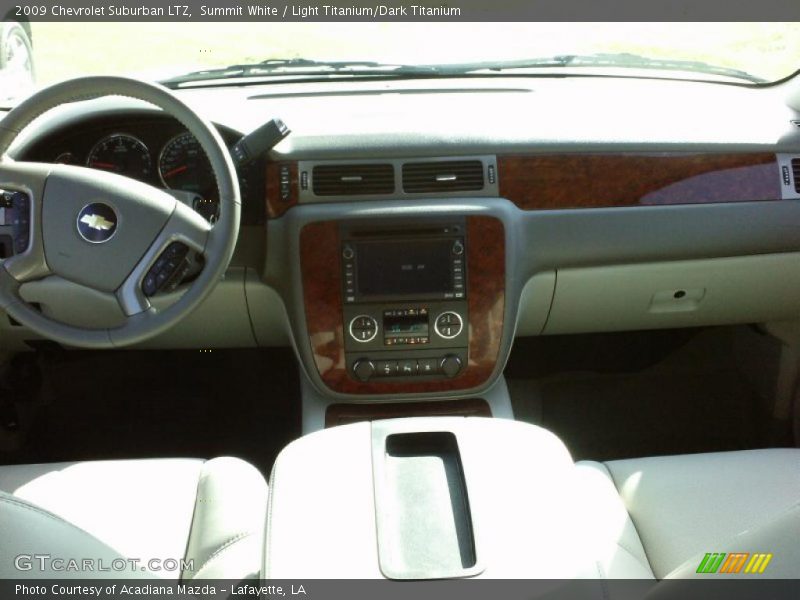 Summit White / Light Titanium/Dark Titanium 2009 Chevrolet Suburban LTZ