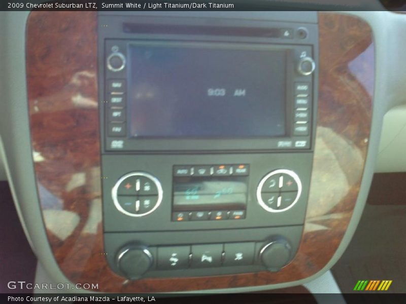 Summit White / Light Titanium/Dark Titanium 2009 Chevrolet Suburban LTZ
