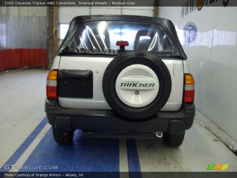 Silverleaf Metallic / Medium Gray 2003 Chevrolet Tracker 4WD Convertible