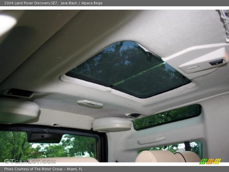 Java Black / Alpaca Beige 2004 Land Rover Discovery SE7