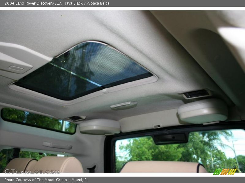 Java Black / Alpaca Beige 2004 Land Rover Discovery SE7