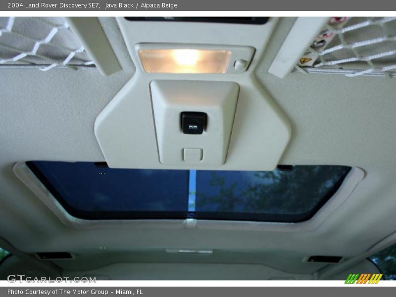 Java Black / Alpaca Beige 2004 Land Rover Discovery SE7