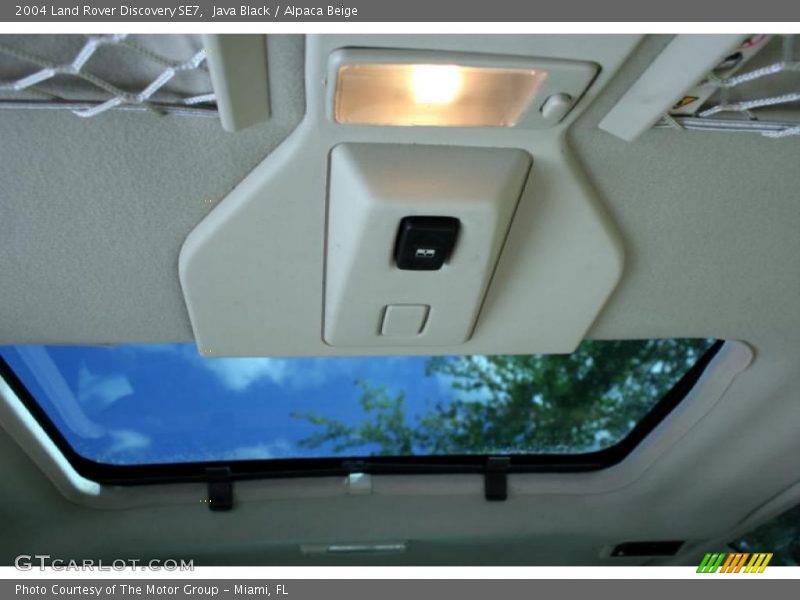 Java Black / Alpaca Beige 2004 Land Rover Discovery SE7