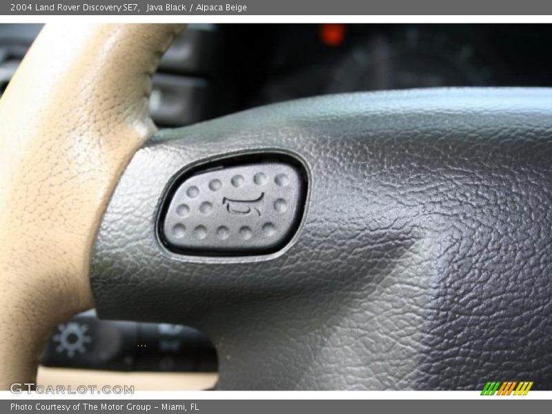 Java Black / Alpaca Beige 2004 Land Rover Discovery SE7