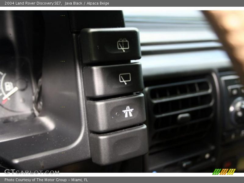 Java Black / Alpaca Beige 2004 Land Rover Discovery SE7