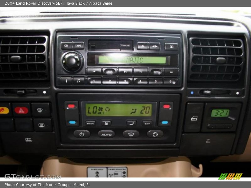 Java Black / Alpaca Beige 2004 Land Rover Discovery SE7