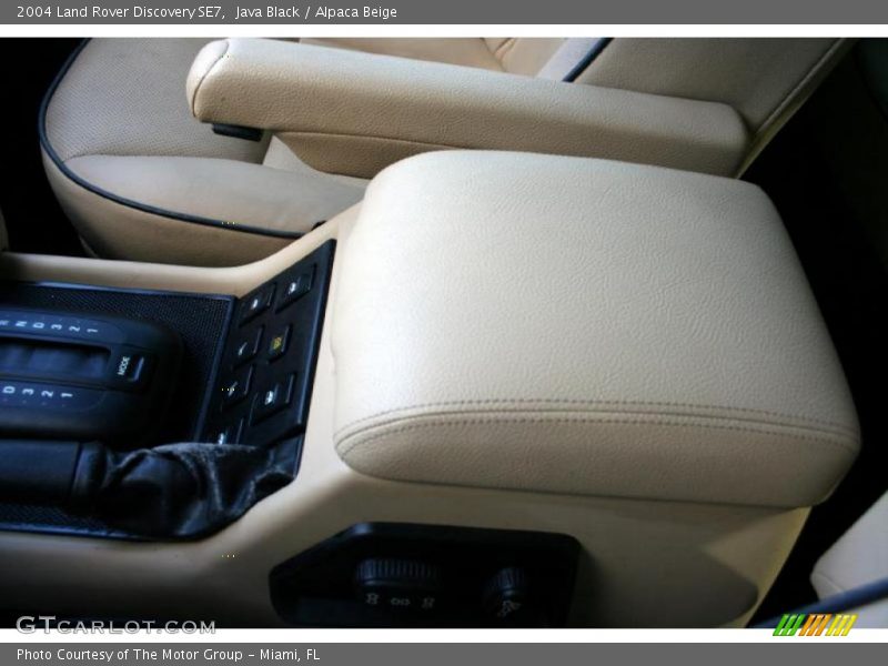 Java Black / Alpaca Beige 2004 Land Rover Discovery SE7