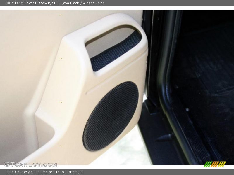 Java Black / Alpaca Beige 2004 Land Rover Discovery SE7