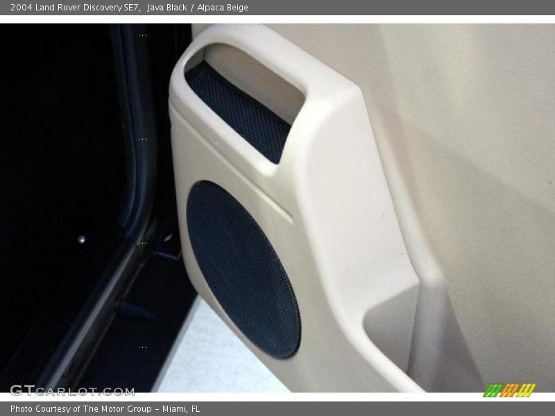 Java Black / Alpaca Beige 2004 Land Rover Discovery SE7
