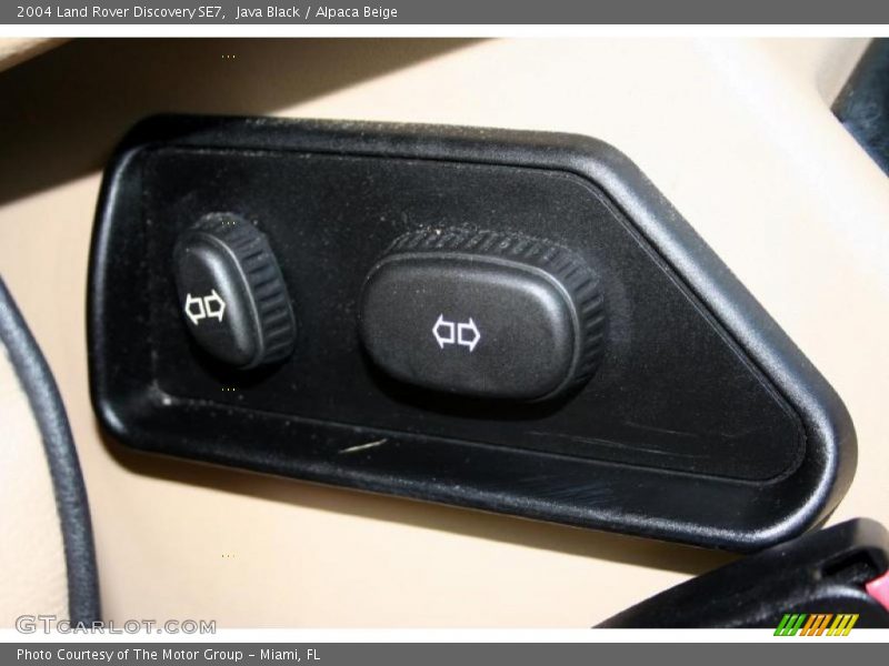Java Black / Alpaca Beige 2004 Land Rover Discovery SE7