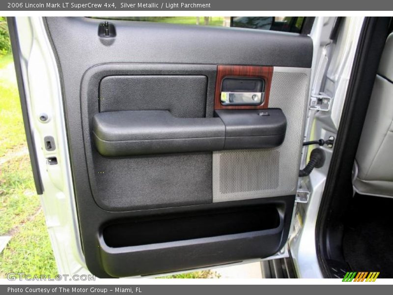 Silver Metallic / Light Parchment 2006 Lincoln Mark LT SuperCrew 4x4