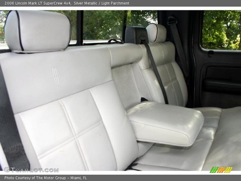 Silver Metallic / Light Parchment 2006 Lincoln Mark LT SuperCrew 4x4