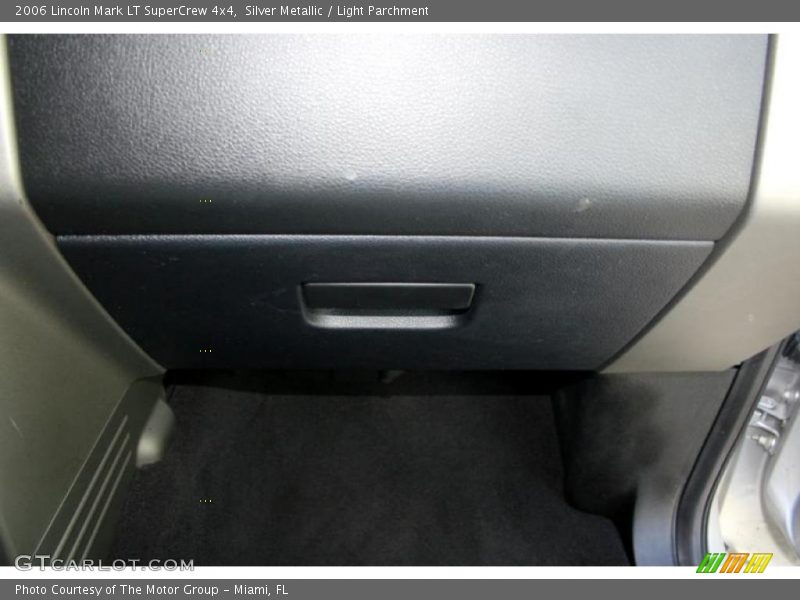 Silver Metallic / Light Parchment 2006 Lincoln Mark LT SuperCrew 4x4
